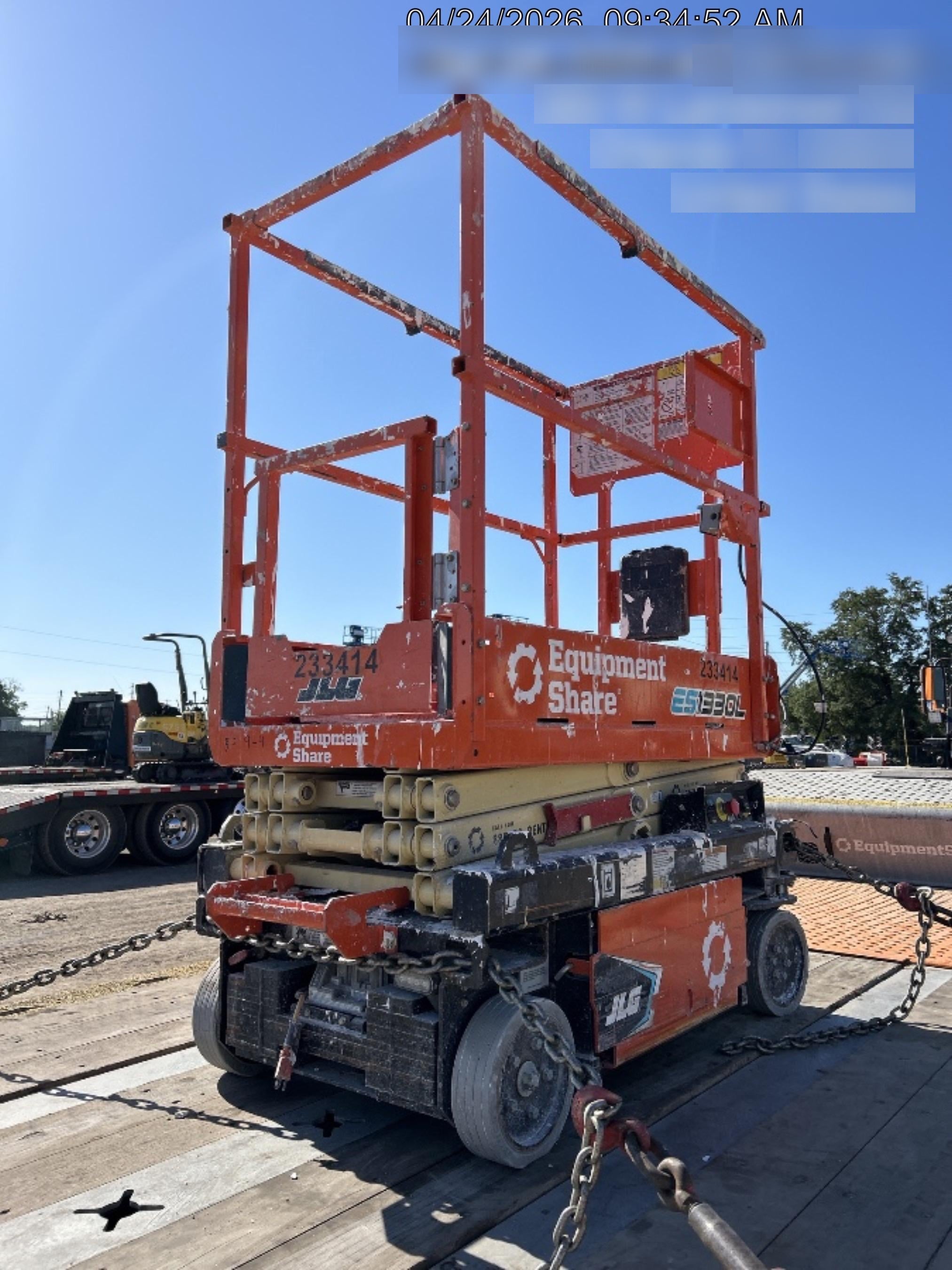 2022 JLG ES1330L