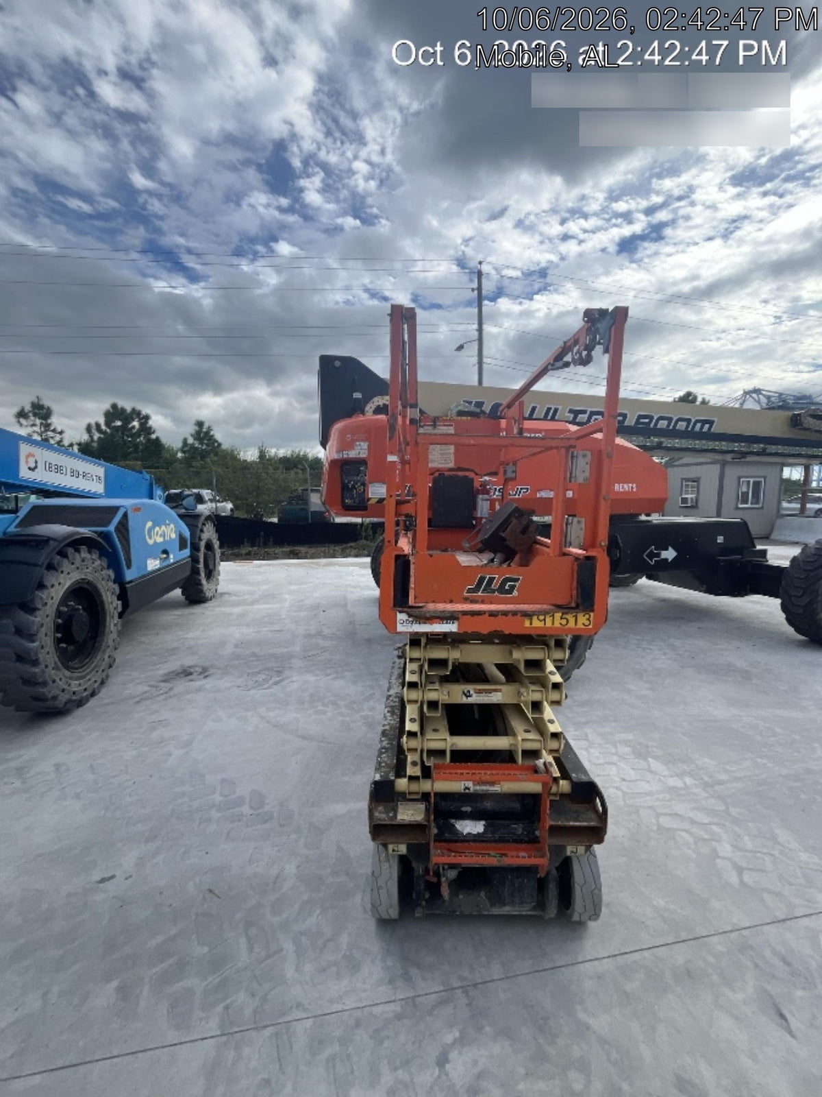 2021 JLG ES1932