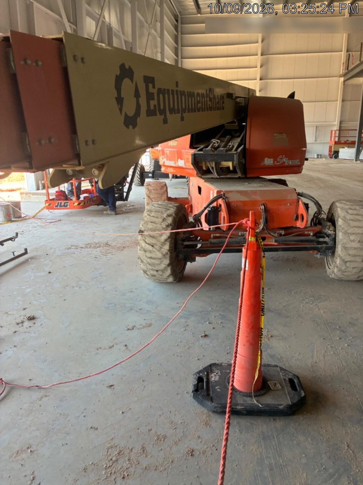 2022 JLG 660SJ