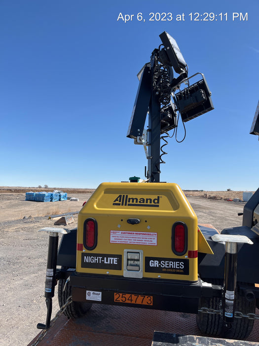 2022 Allmand NLV3GR (4) LED Light Fixture 350W, 23' Vertical Mast, 3kW Prime, Towable, ES Decals, T3