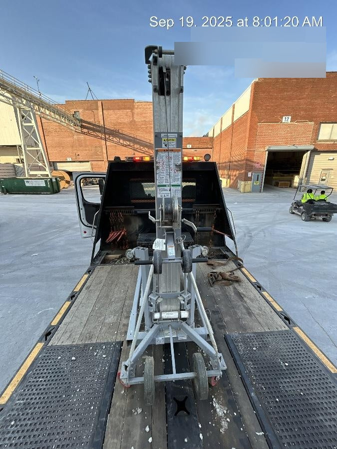 2023 GENIE SLC-24
