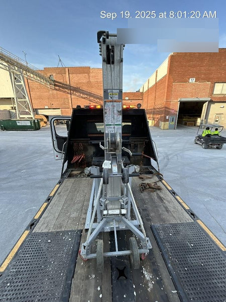 2023 GENIE SLC-24
