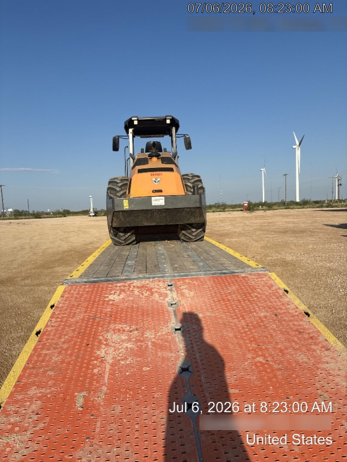 2023 CASE SV211E