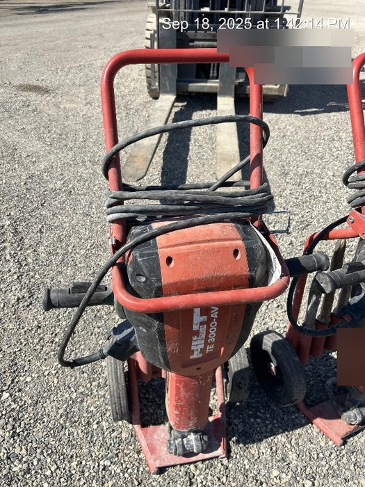 2020 HILTI TE 3000-AVR