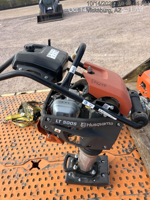 2025 HUSQVARNA LT5005