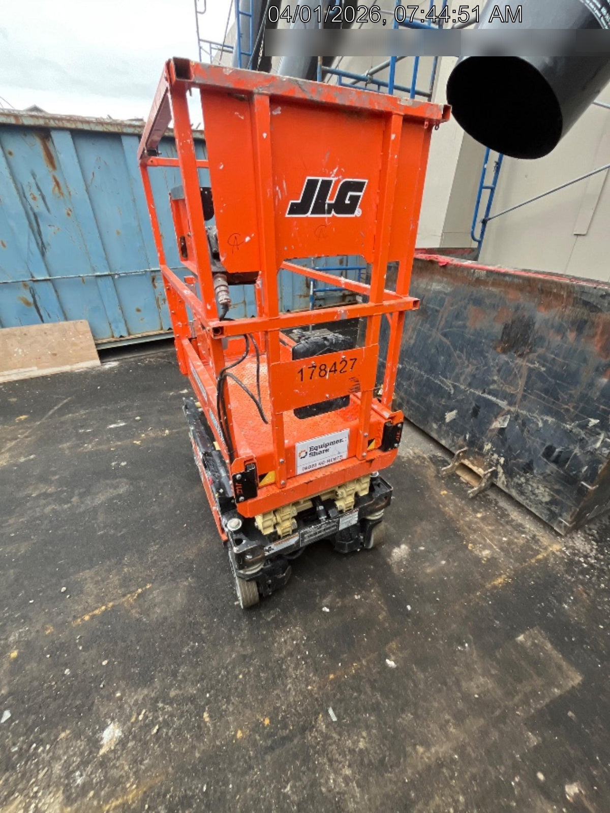2021 JLG ES1330L