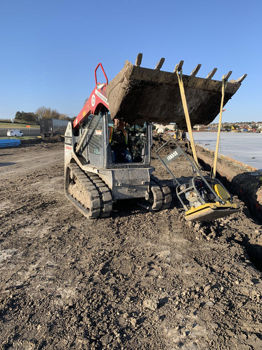 2021 TAKEUCHI TL8R2-CR