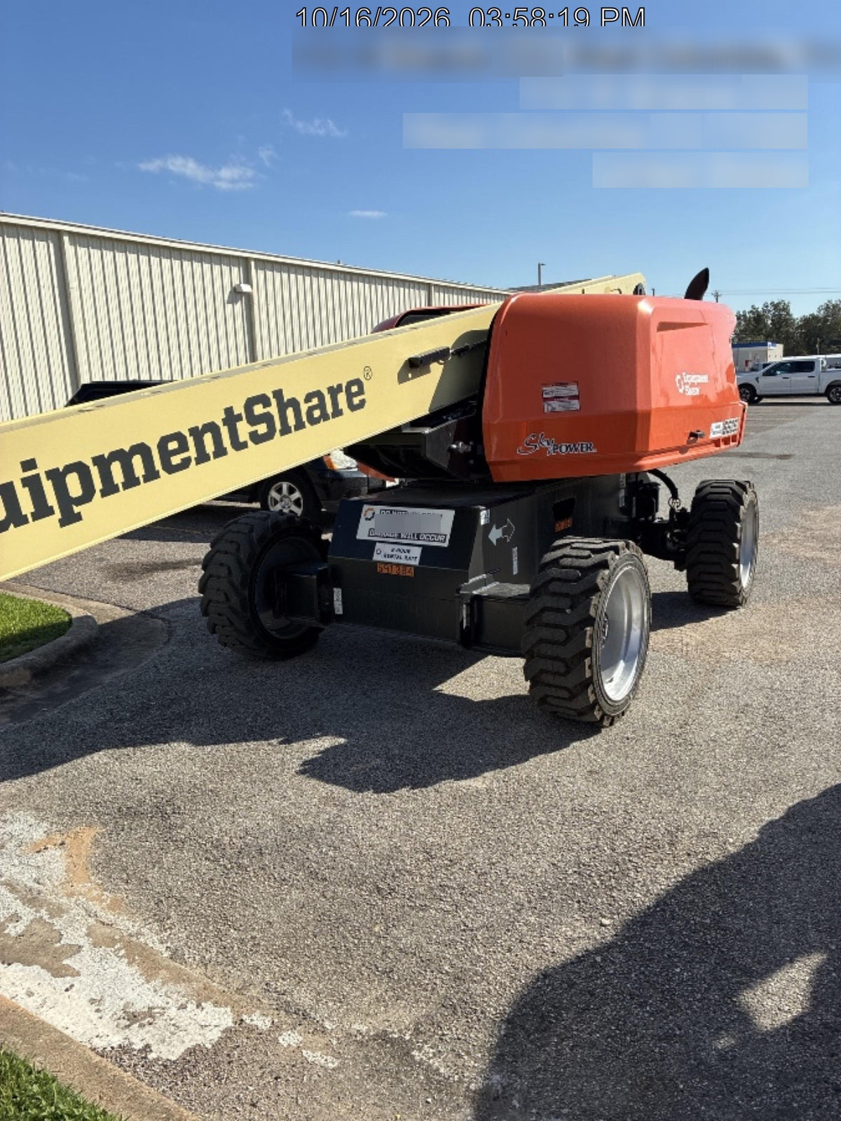 2025 JLG 660SJ