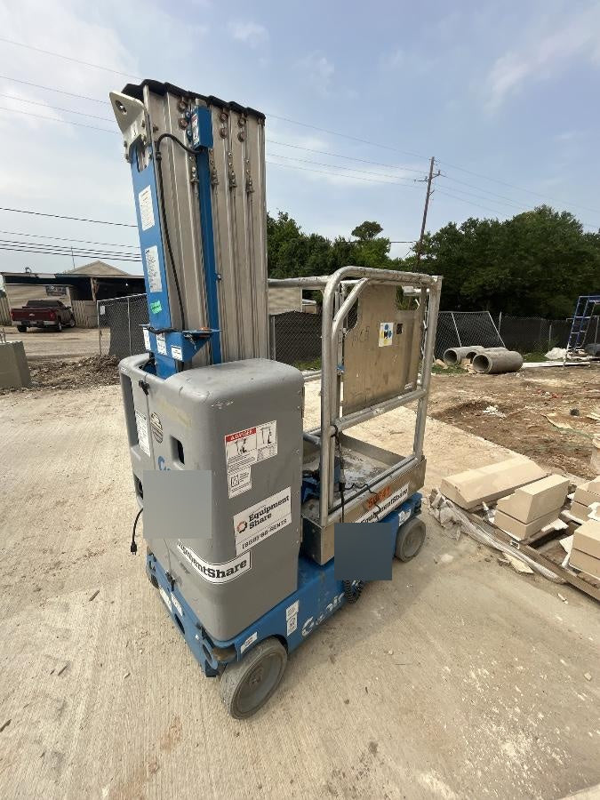 2019 GENIE GR-20