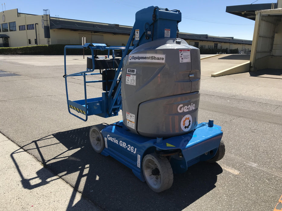 2020 GENIE GR-26J