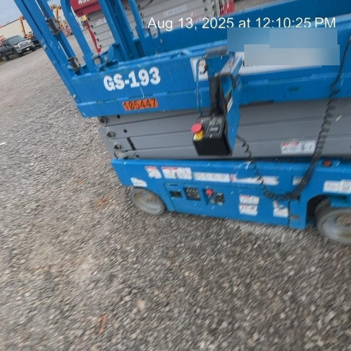 2020 Genie GS-1930 Solid Non Marking Tires, Beacon, Folding rails with half height swing gate