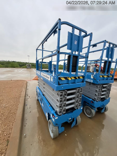 2022 GENIE GS-3232