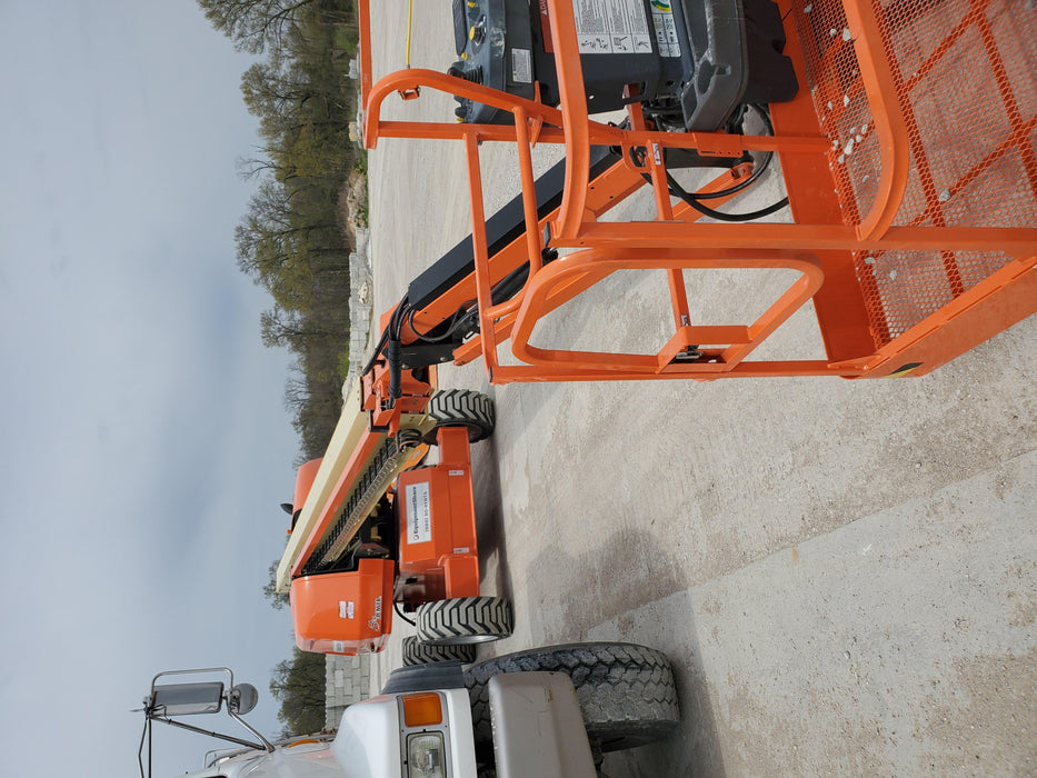 2020 JLG 660SJ