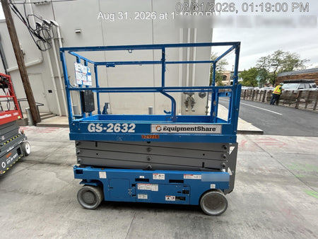 2023 GENIE GS-2632