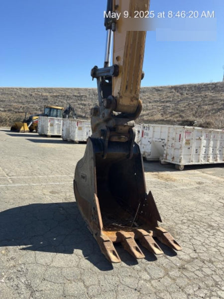 2021 PALADIN 36" Bucket HD, Excavator 77,000 - 85,000 lbs - Paladin