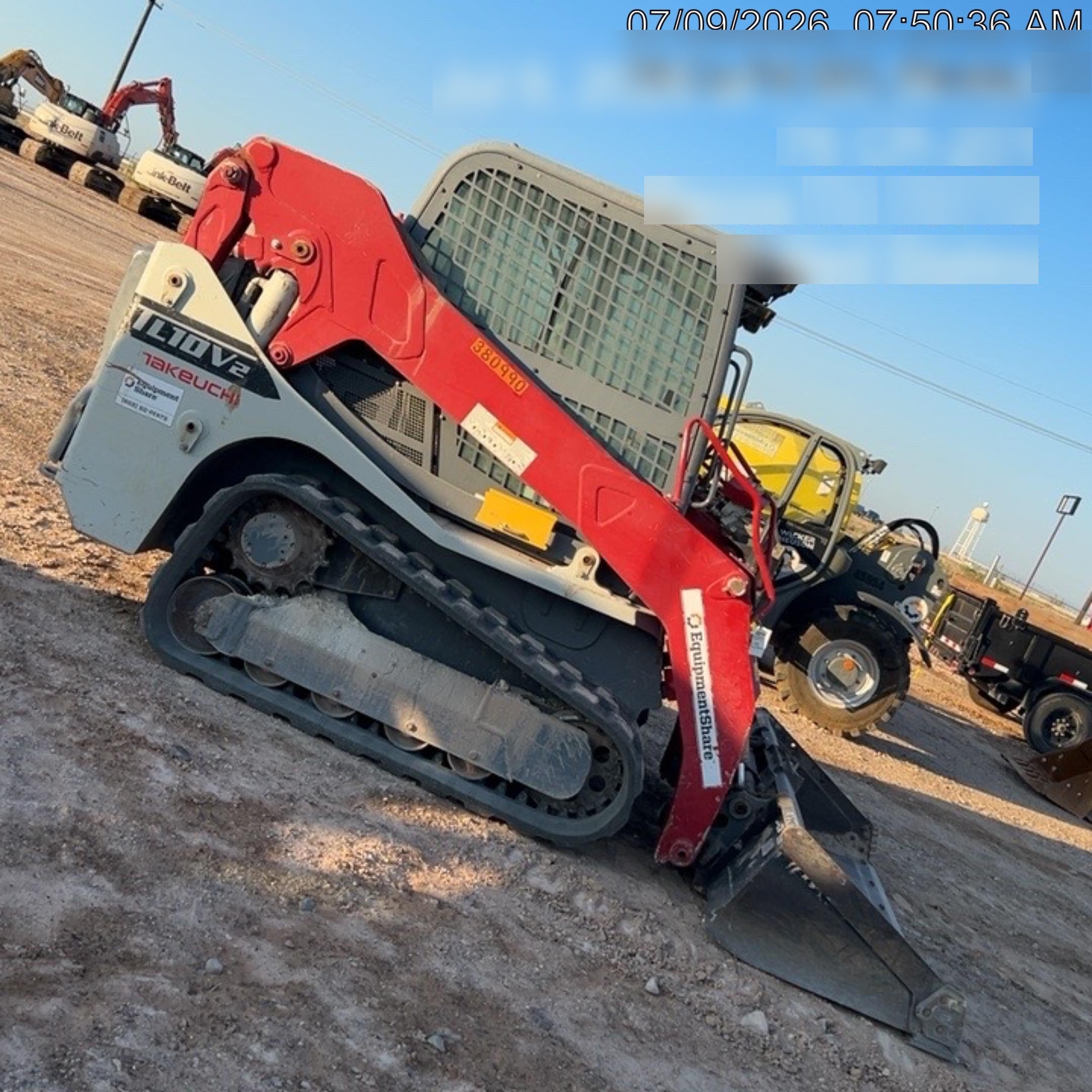 2023 TAKEUCHI TL10V2-CR