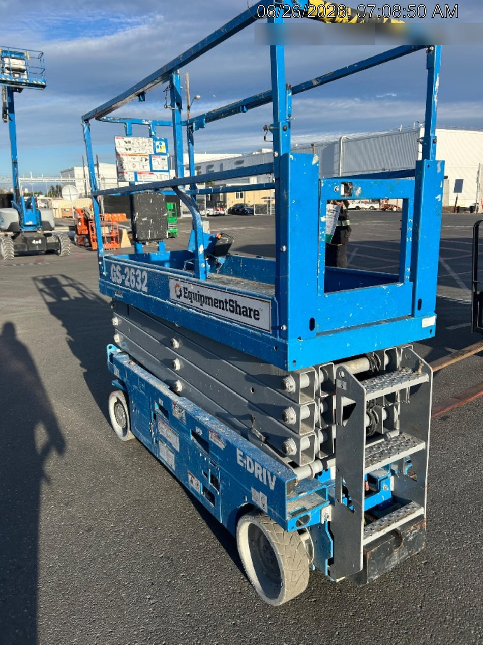 2021 GENIE GS-2632