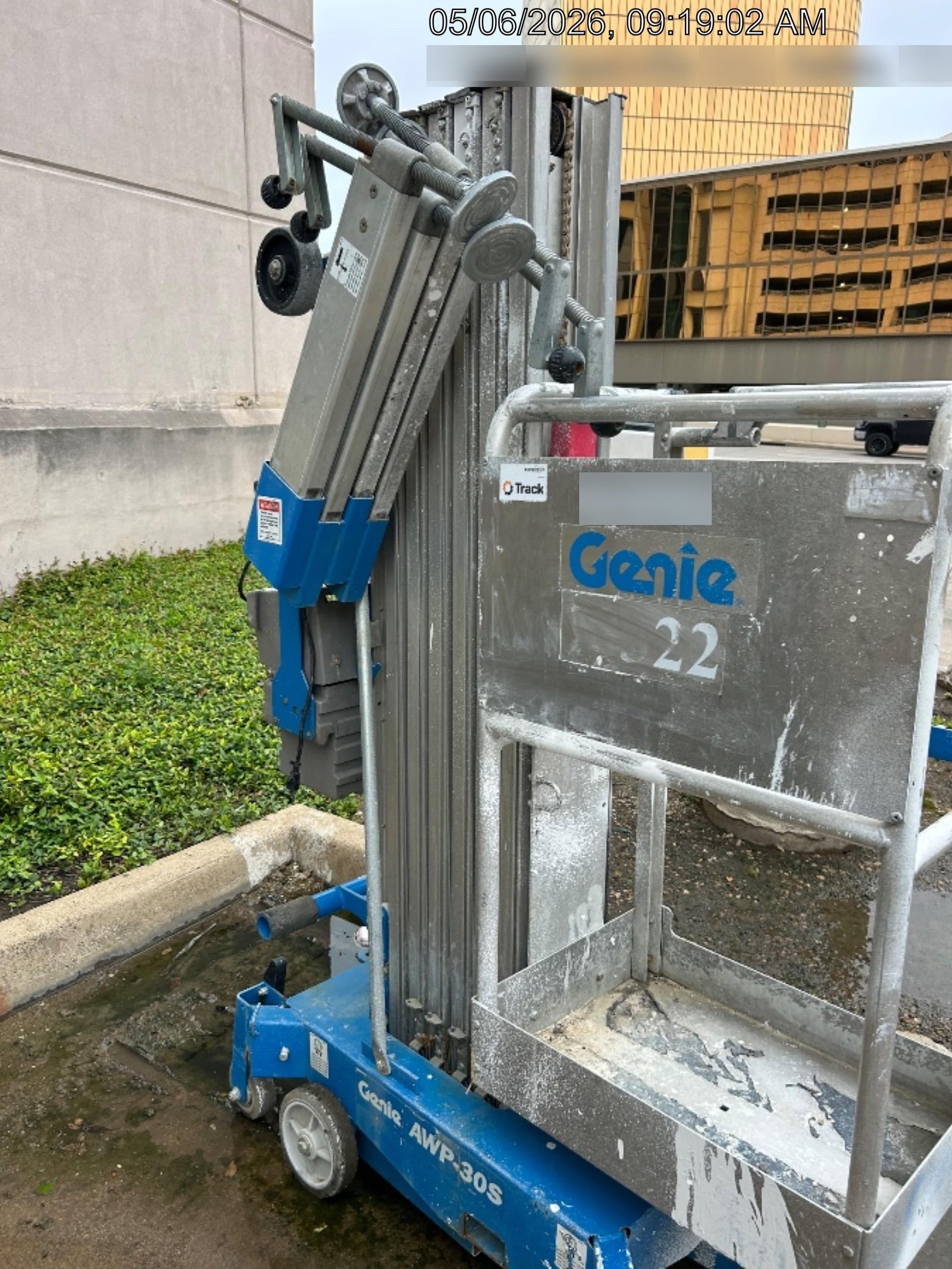 2020 GENIE AWP-30S