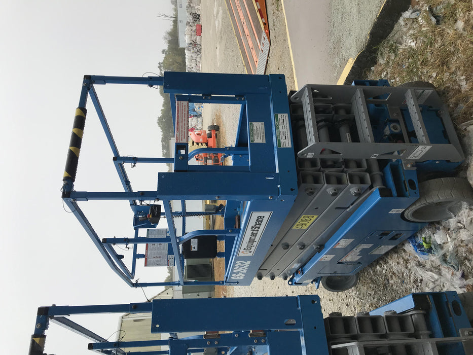 2020 Genie GS-2632 Standard, Folding half height swing gate