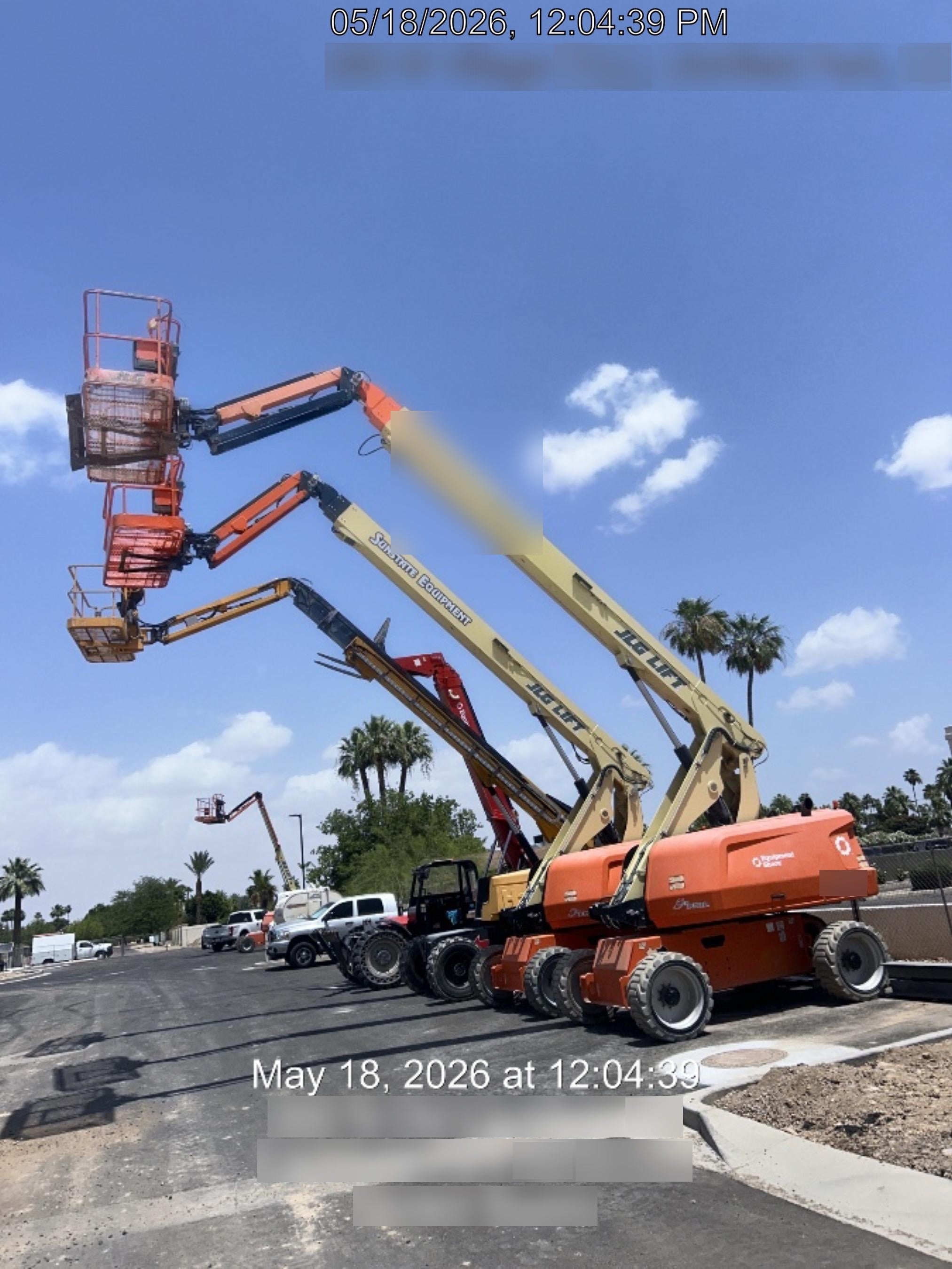 2022 JLG 660SJ