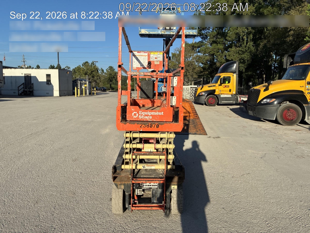 2022 JLG ES2632