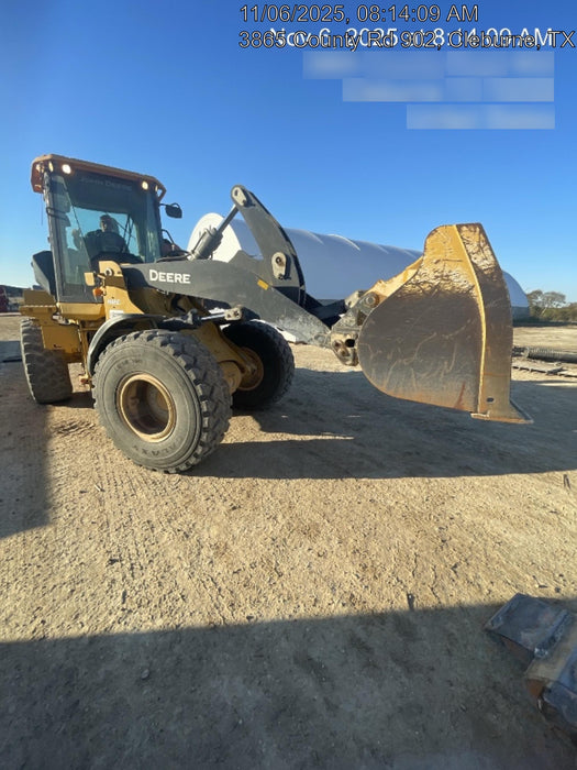 2019 John Deere 624L 4yd Wheel Loader, Cab/Heat/Air, 3 Function Hydraulics, JRB Hydraulic QC, QC 4yd bucket w/smooth cutting edge, QC Carriage, 72" Fork Tines, 5yr/5,000hr Powertrain and Hydraulics extended warranty