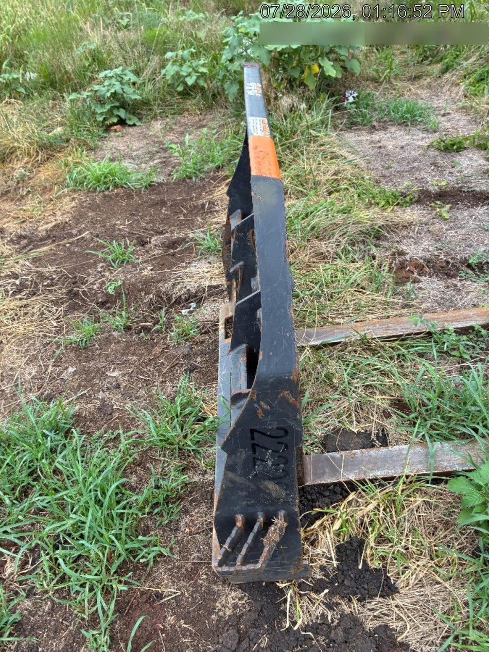 2022 PALADIN 48" Pallet Forks - Paladin