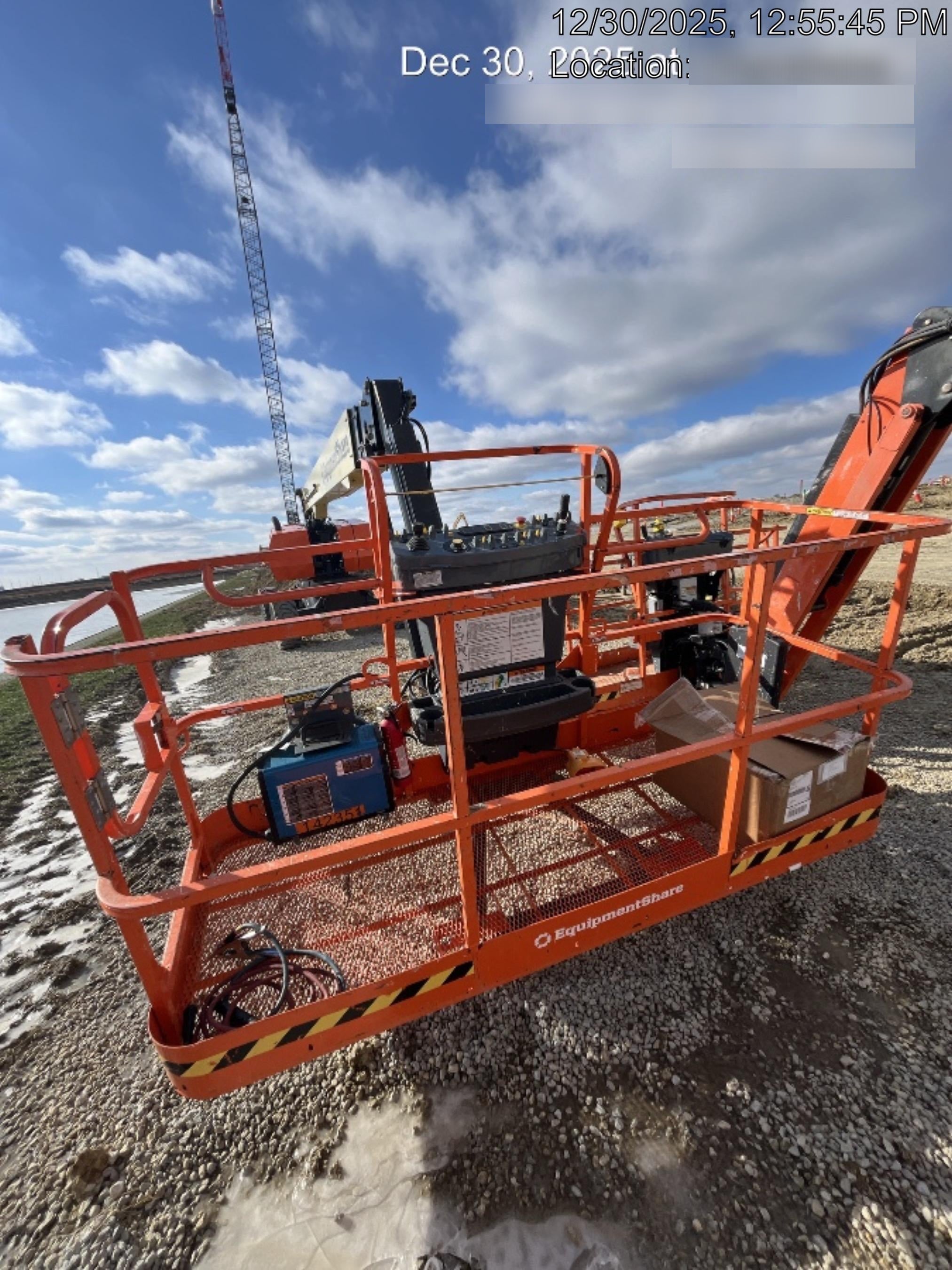2024 JLG 860SJ