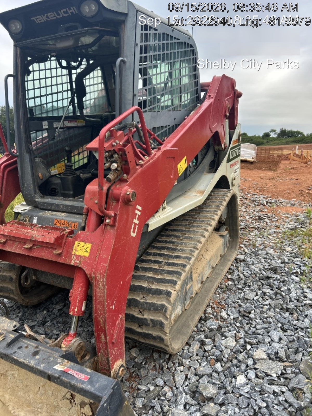 2023 TAKEUCHI TL10V2-CR