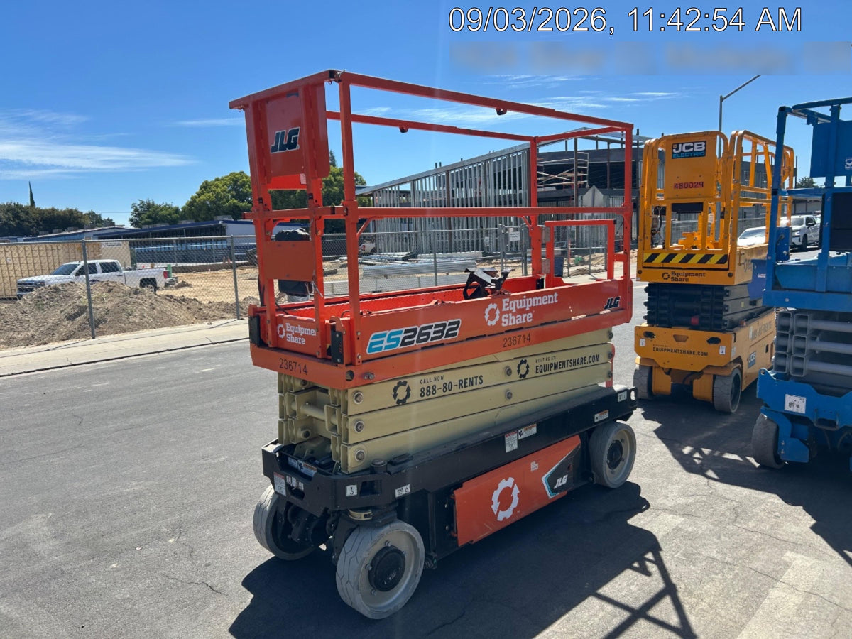 2022 JLG ES2632
