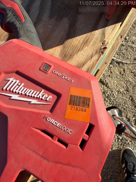 2024 MILWAUKEE 2672-21