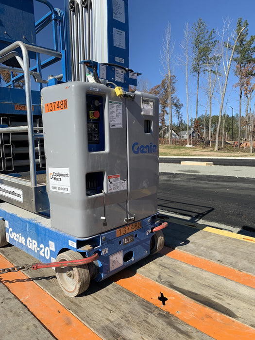 2021 GENIE GR-20