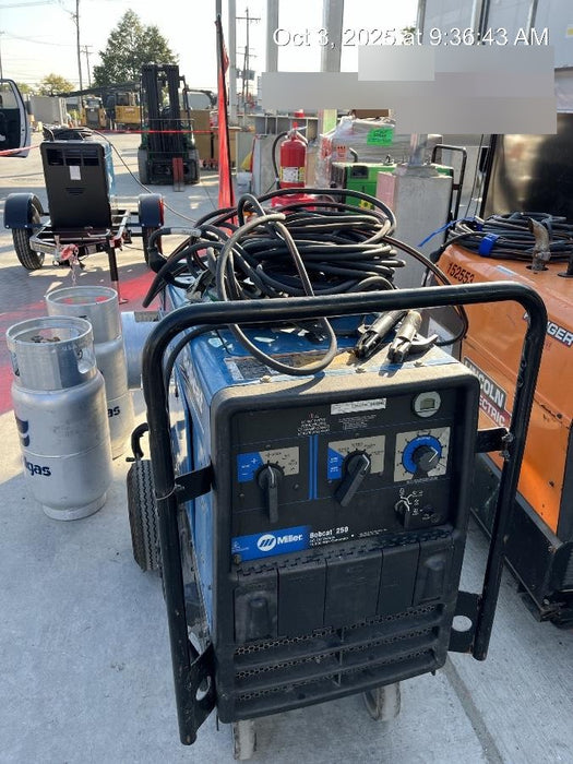 2019 Miller Electric BOBCAT 250 Standard w/Running Gear, Bracket, Hose