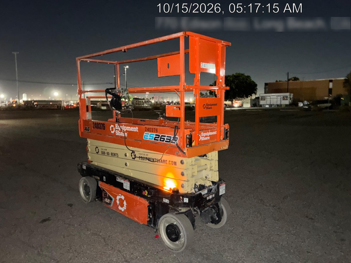 2022 JLG ES2632