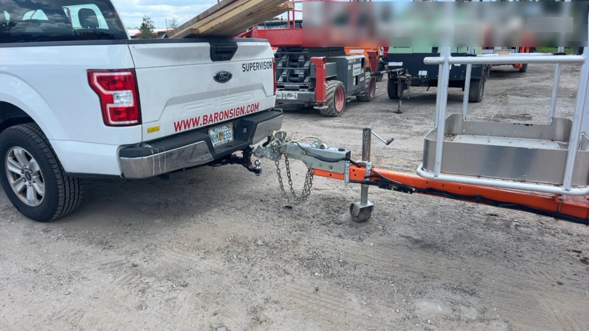 2022 JLG T350