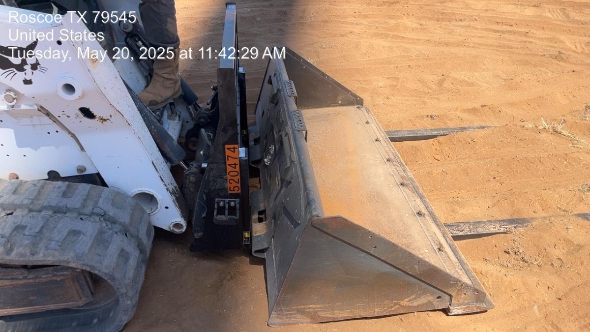 2025 ARROW MATERIAL HANDLING F5100CB - 72"