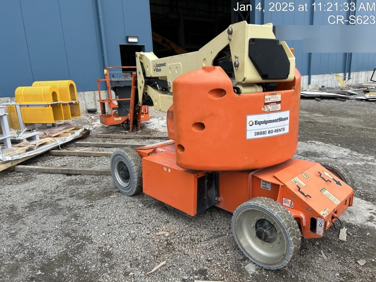 2020 JLG E400AJPN