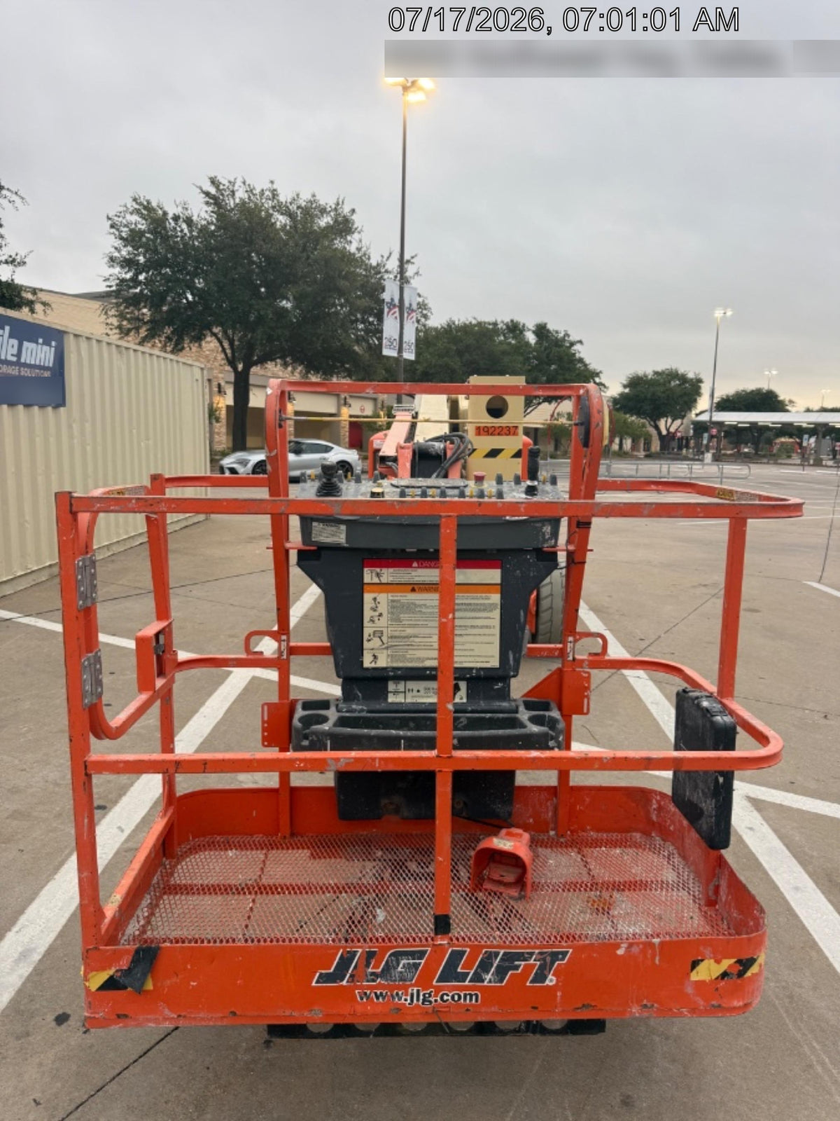 2021 JLG E450AJ