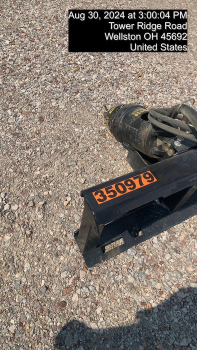 2023 AUGER TORQUE 3300-30