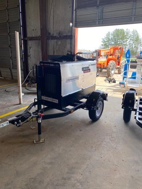 2019 Lincoln Electric Vantage 322 Welder Ready-Pak 3, Two wheel trailer, Fender and Light kit, Cable Rack