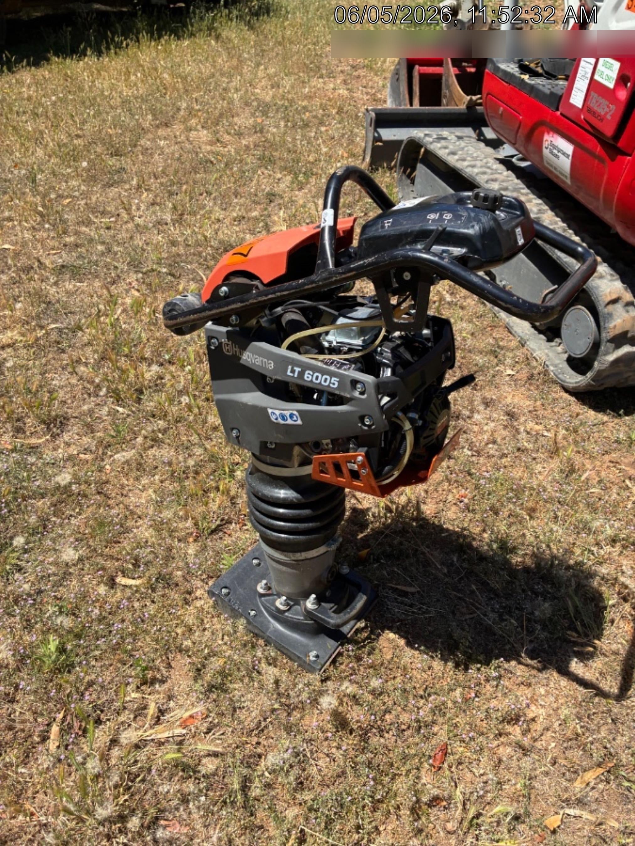 2024 HUSQVARNA LT6005