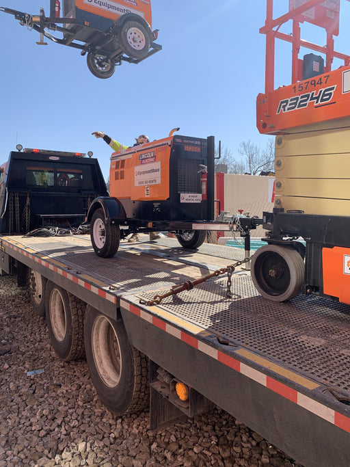 2021 Lincoln Electric Vantage 322 Vantage 322 Ready Pak 3 w/ Decals, ORANGE (includes trailer, cable rack, fender light kit) NO Telematics