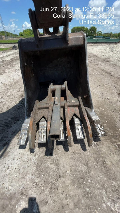 2016 Case CX350D CAB A/C, 13'-3" ARM, STEEL TRACKS, THUMB