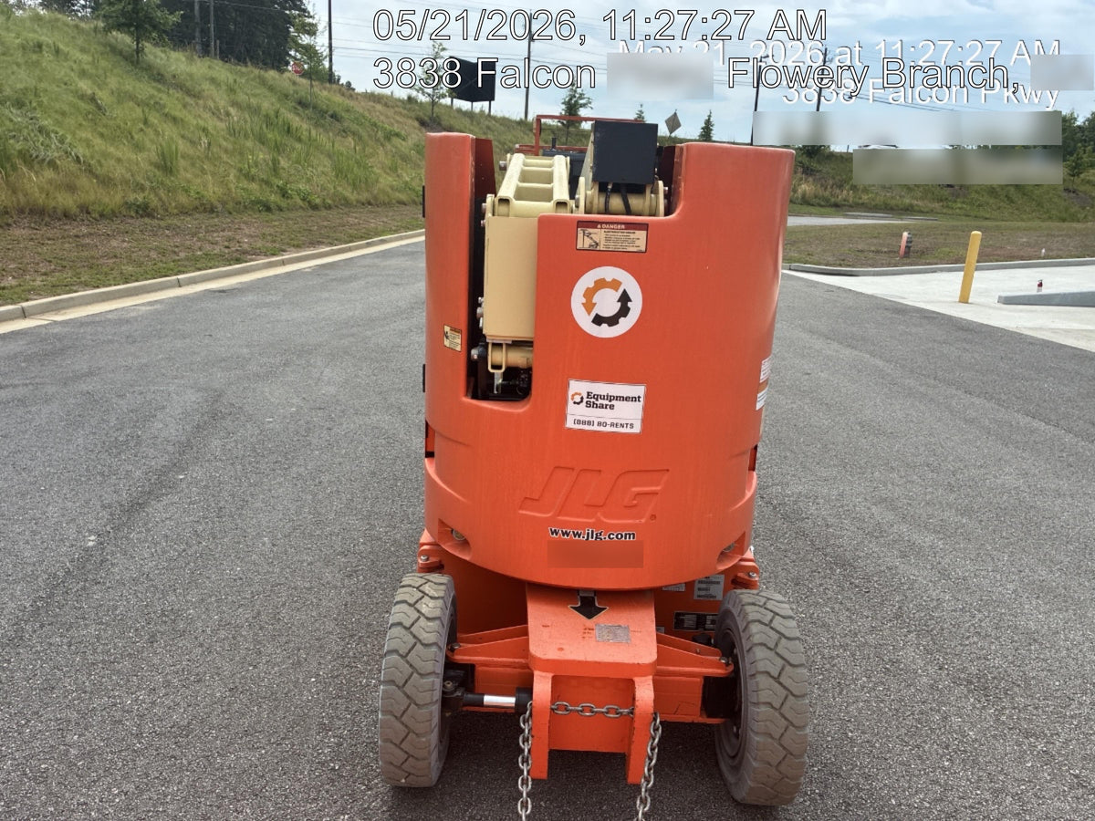 2019 JLG E300AJP