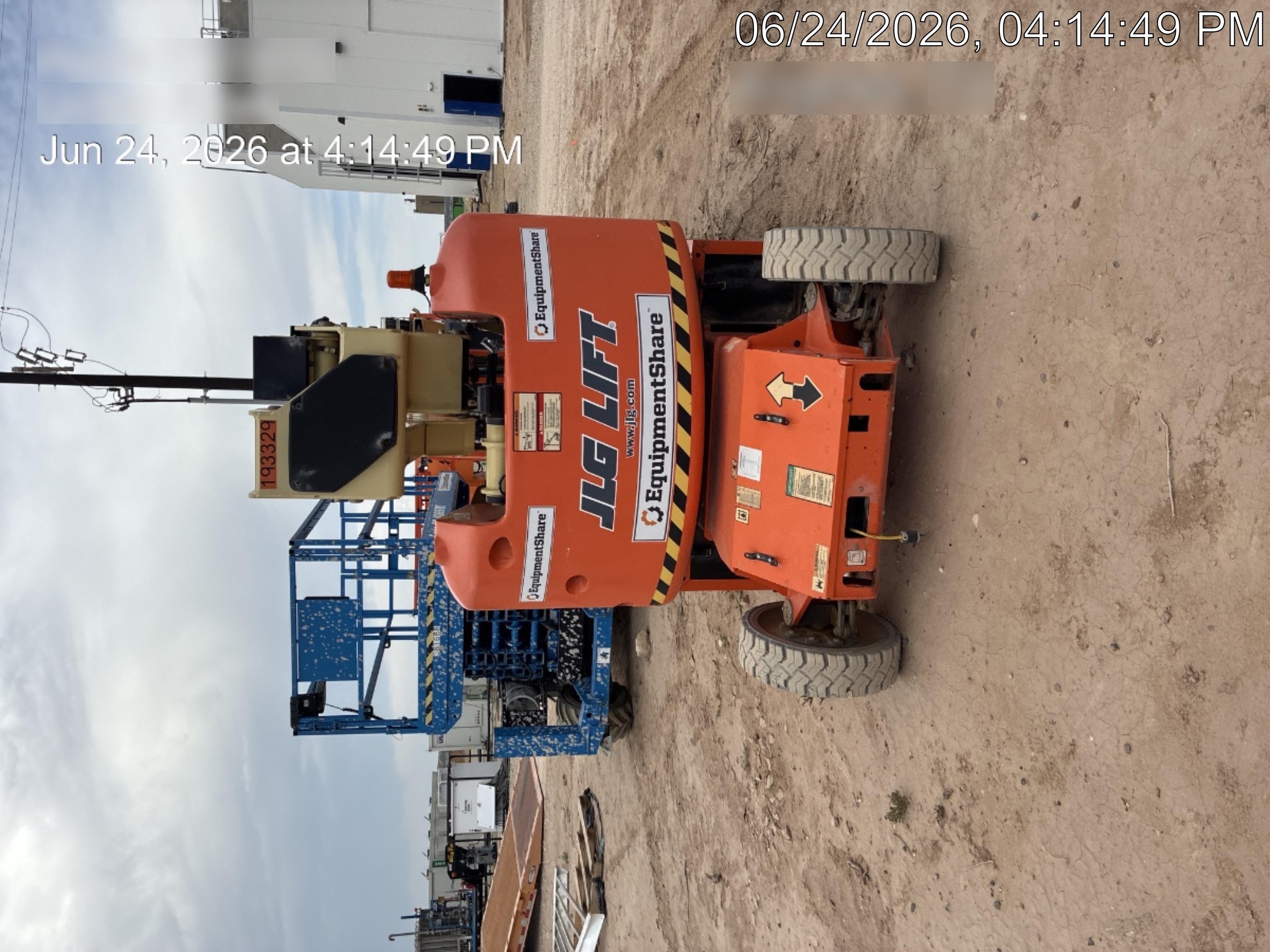 2021 JLG E400AJP Narrow