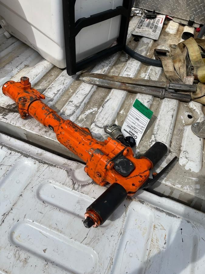 2023 MICHIGAN PNEUMATIC ES-TPB30-1-TRACKER