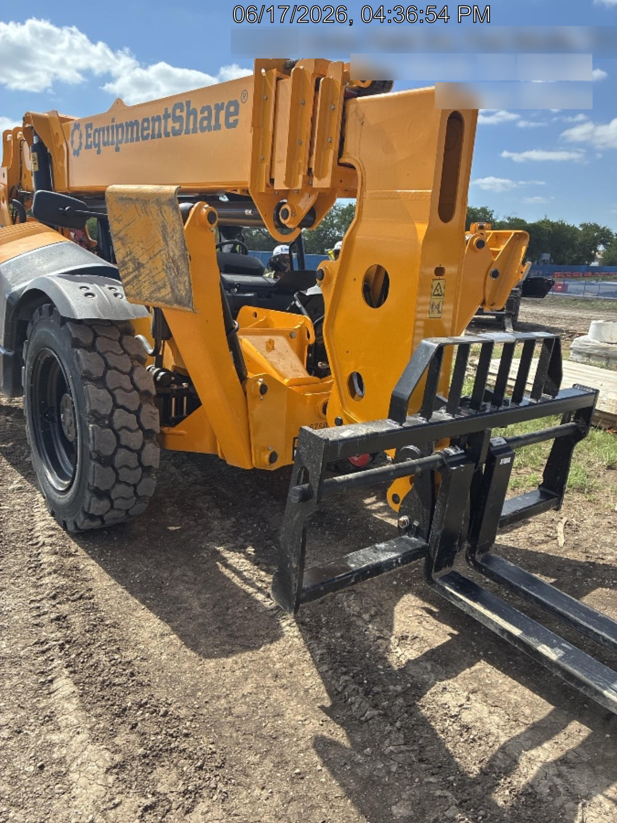 2026 JCB 512-56