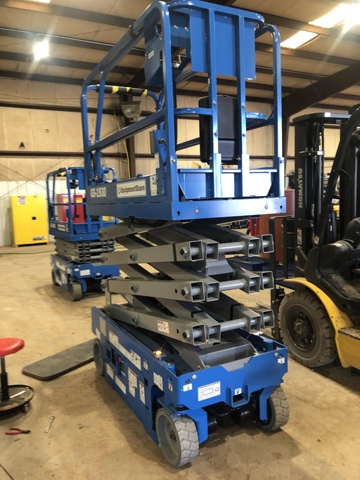 2019 Genie GS-1930 Fixed rails with chain Entry