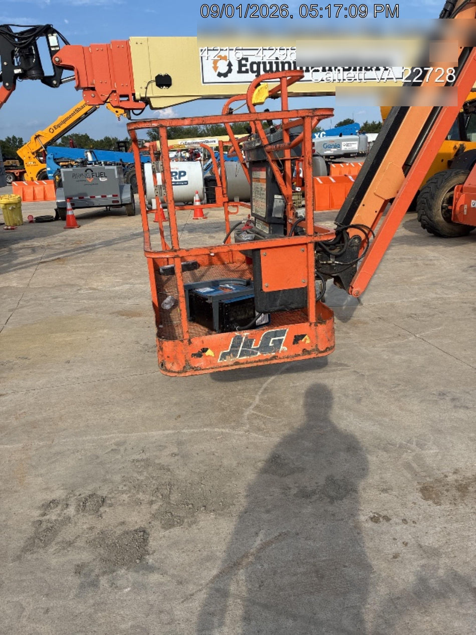 2022 JLG 660SJ