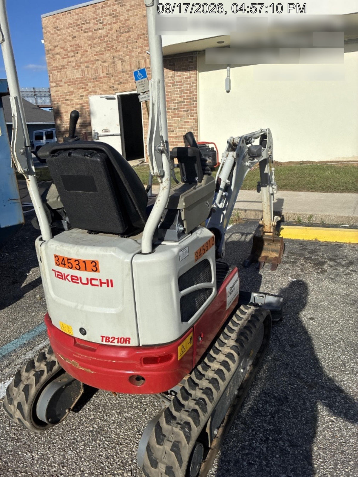 2023 TAKEUCHI TB210R